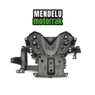 Caja batería Yamaha X-MAX 300 18-22 (CZD300)