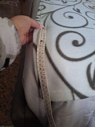 Plaid  lunghezza 174 larghezza 128