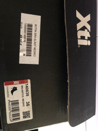 Botines de Xti 