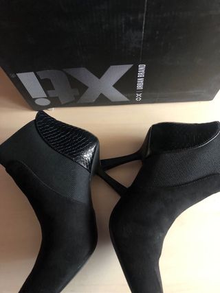 Botines de Xti 