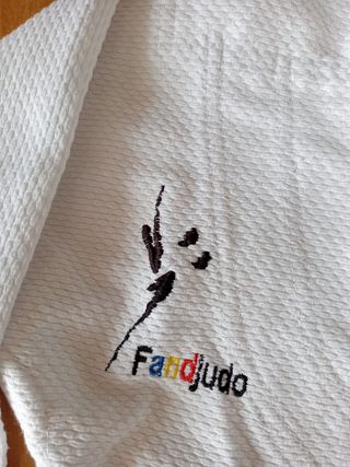 Kimono de karate niño y niña talla 1oocm