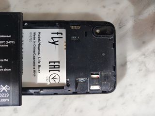 Grande Lotto 14 smartphone per ricambi