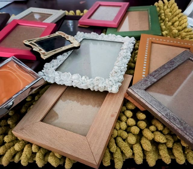 Lote de 24 marcos de fotos