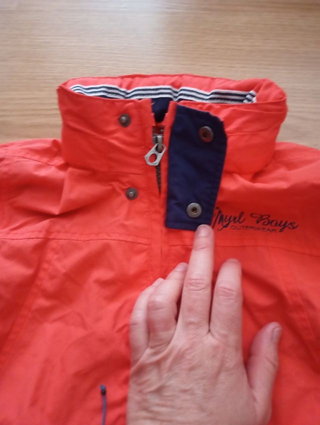 Chubasquero naranja Mayoral talla 6 años