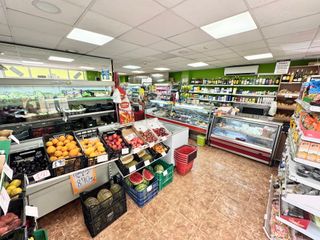 SE TRASPASA SUPERMERCADO EN ZARANDONA MURCIA
