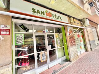 SE TRASPASA SUPERMERCADO EN ZARANDONA MURCIA