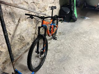 Bicicleta Doble Suspension Giant Reign