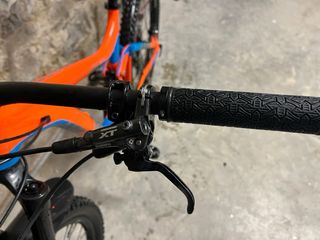 Bicicleta Doble Suspension Giant Reign