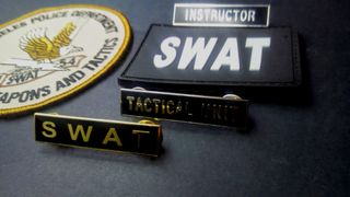 coleccion chapas y emblemas S.W.A.T