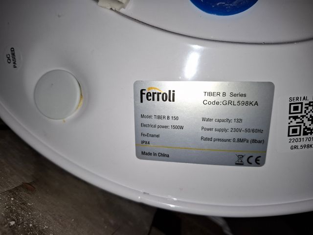 Calentador eléctrico,marca ferroli 150lt