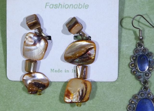 Collezione Orecchini di vari tipi a pernoe a clips