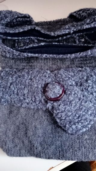 Borsa blù in lana foderata