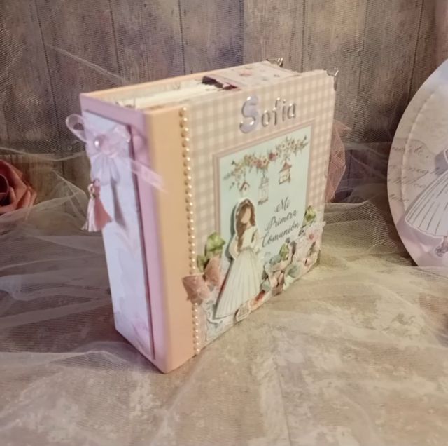 Libro firmas y fotos comunión niña