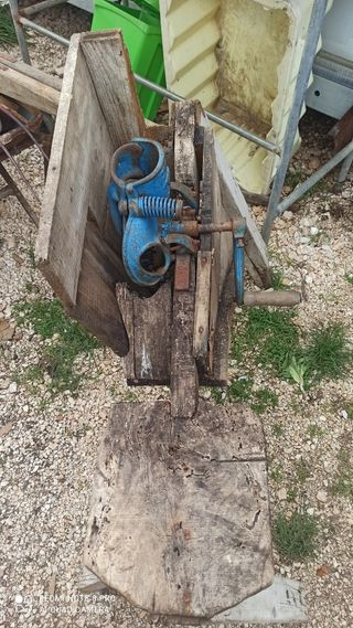 Sgranatrice manuale per granoturco