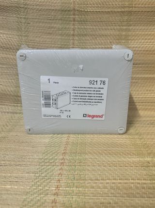 Caja de derivación estanca Legrand 92176 
