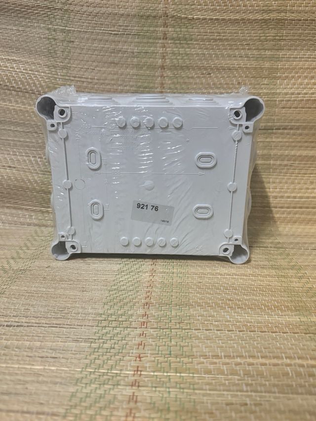 Caja de derivación estanca Legrand 92176 