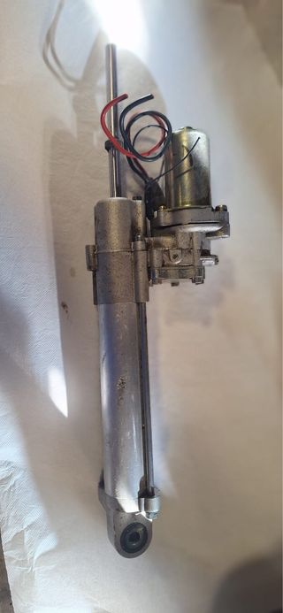 Motor caballete central Piaggio X9 500