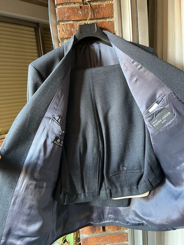 Traje Pierre Cardin