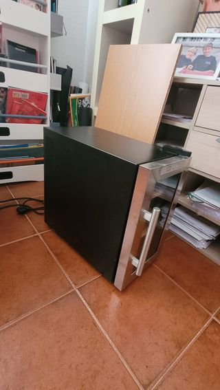 Vinoteca de 8 botellas WINECOOLER WOOD S