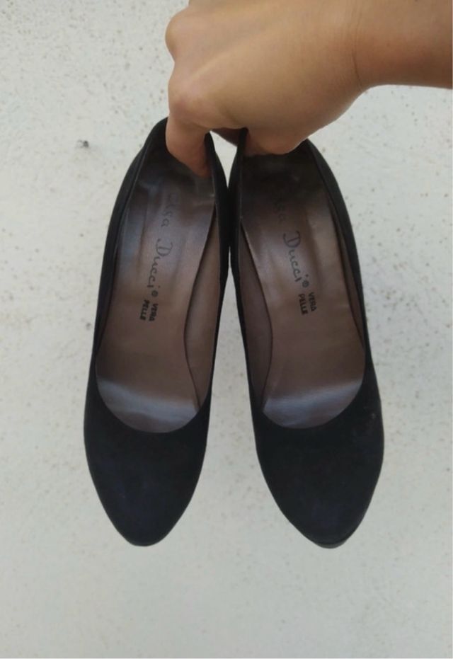 Tacchi alti Elsa Ducci in vera pelle e velluto