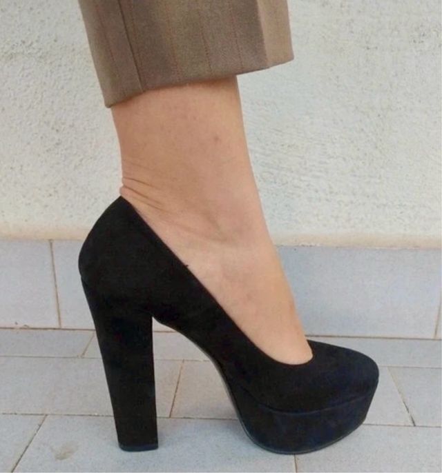 Tacchi alti Elsa Ducci in vera pelle e velluto