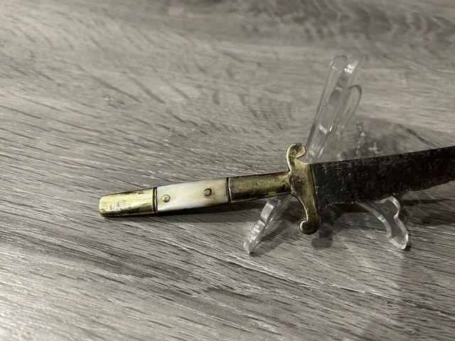 Antigua herramienta de sastago