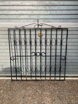 Reja de hierro macizo para ventana