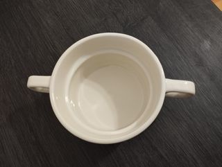 Juego de tazas y platillos