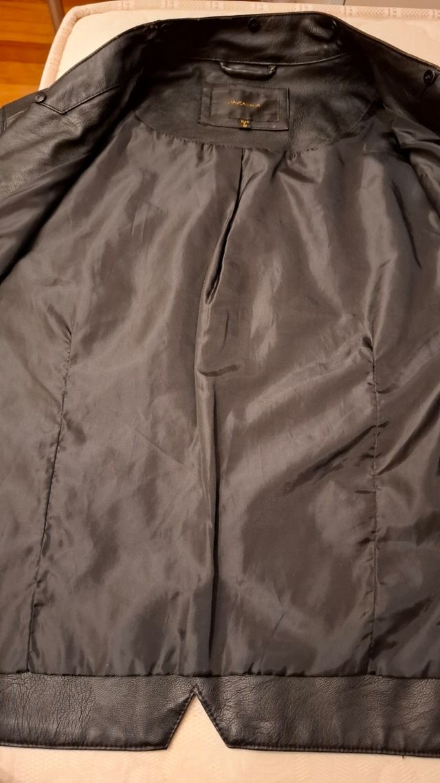 Giacchino finta pelle nero