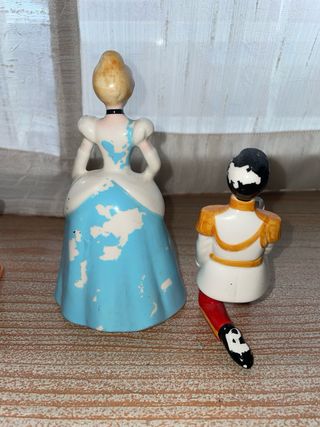 Figuras de cerámica de la Cenicienta