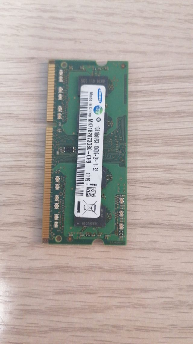 RAM 1GB 1Rx8 PC3-10600S-09-11-B2 (DDR3 1333MHz)