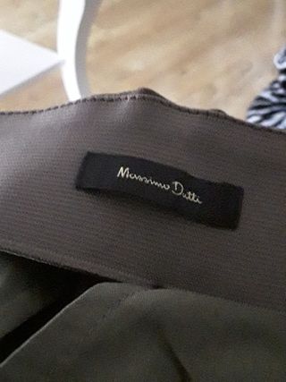 Pantalón muy mono y moderno