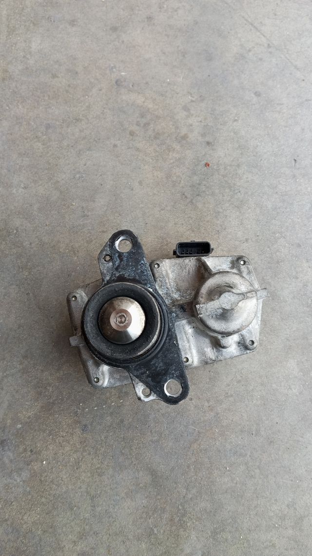 H82010619041 VALVULA EGR RENAULT TRAFIC 1.6 DCI