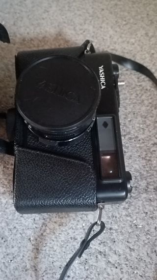 Cámara y flash externo vintage