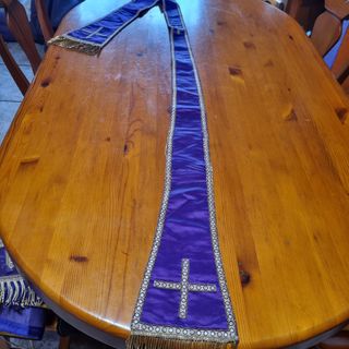 Estola antigua litúrgica 2m.