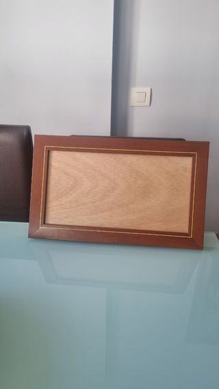 Marco madera pared