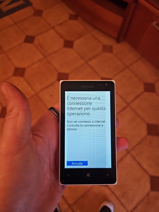 Microsoft phone 435