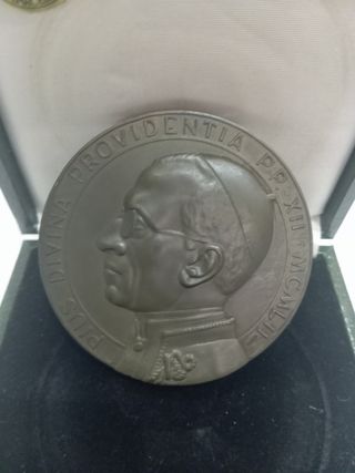 Medalla antigua Pío XII