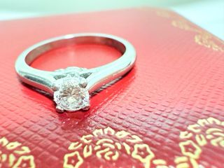 Cartier Anillo Solotario  