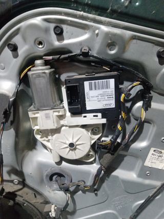 3m51 R24994GN elevalunas Ford focus