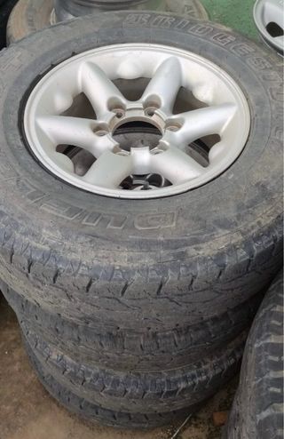 Llantas NISSAN 15 pulgadas