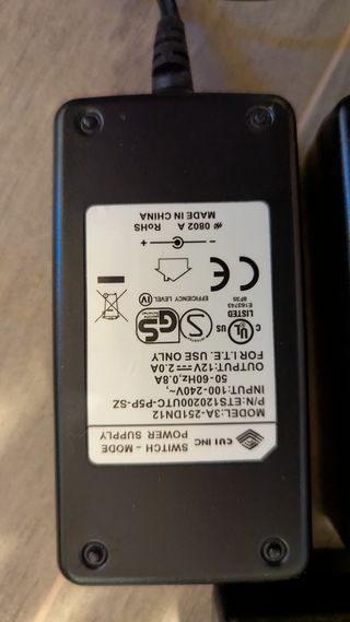 Lotto 4 Alimentatori Power supply 12V