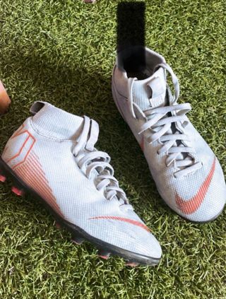 Botas fútbol niño nike