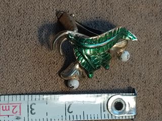 Pendientes antiguos pintados