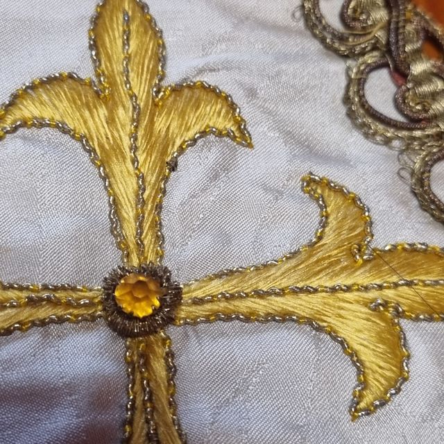 Manipulo muy antiguo! Una joya. Años 40