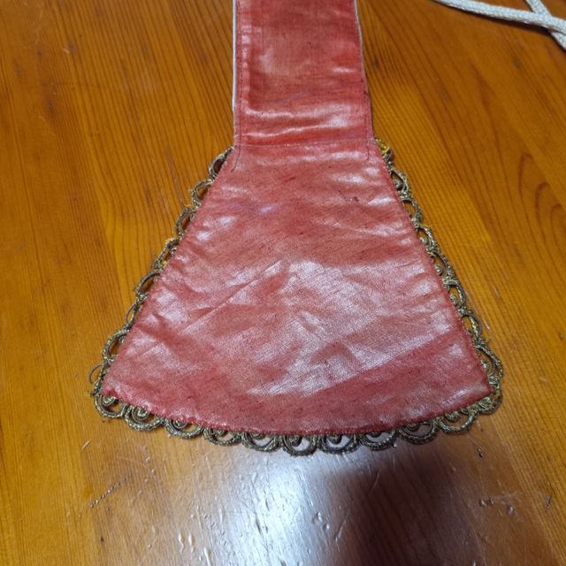 Manipulo muy antiguo! Una joya. Años 40