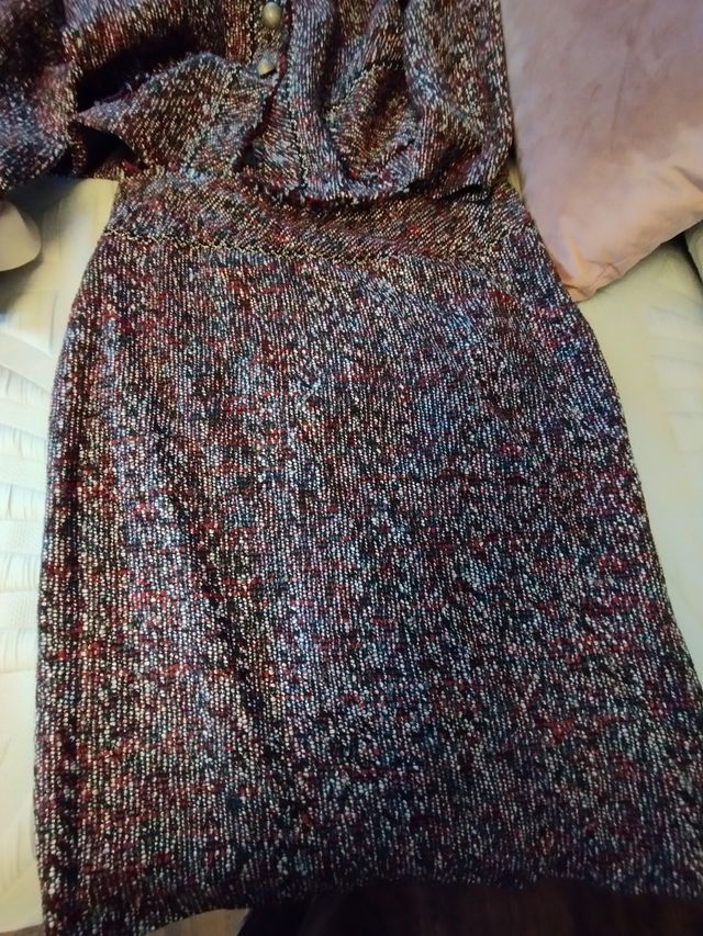 Muy buena oportunidad bajada de precio,2 trajes ju