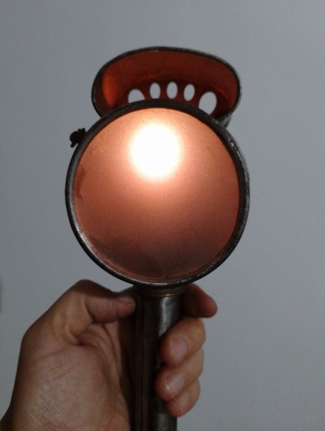 Fanale posteriore per auto Supra Luxor antico