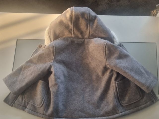 Abrigo gris borreguillo Kiabi 24M