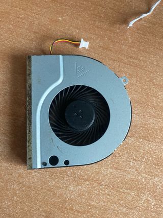 Tarjeta de Red para portatil y ventilador aire 